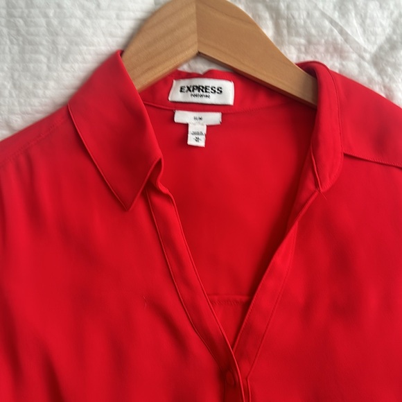 Express Blouse - Picture 2 of 3